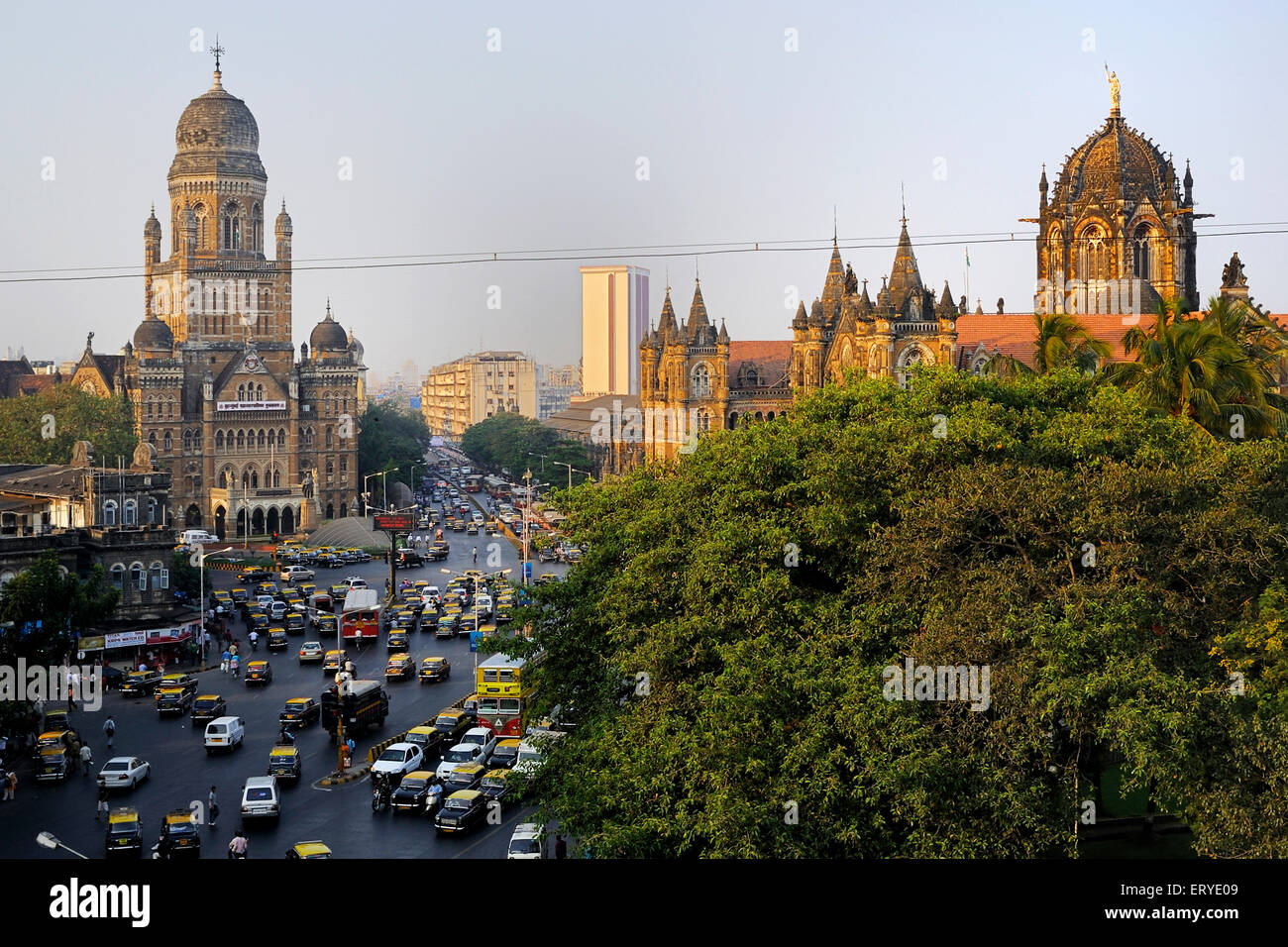 VT now CST Chhatrapati Shivaji Terminus and Bombay Municipal Corporation , Mumbai , Maharashtra , India , Asia Foto Stock