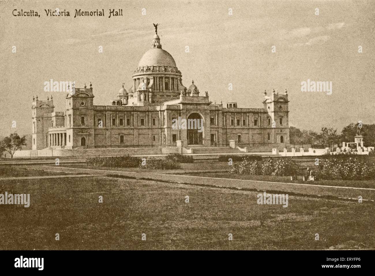 Vecchia cartolina di victoria memorial hall ; Calcutta Kolkata ; Bengala Occidentale ; India Foto Stock