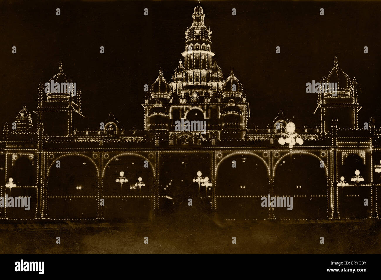 Mysore Maharaja Old Palace Amba Vilas Palace Mysuru Karnataka India Old vintage anni '1900 Foto Stock