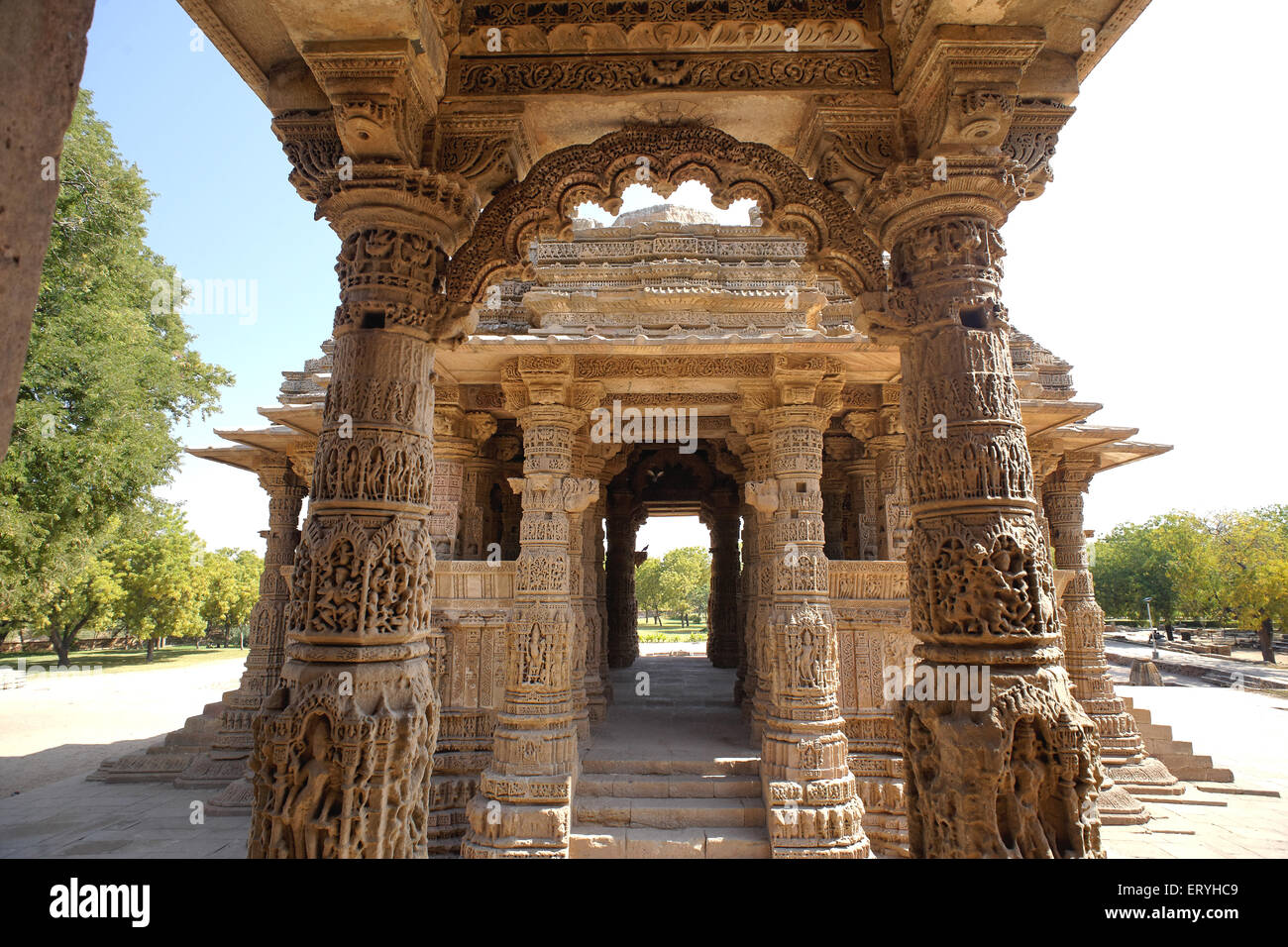 Tempio del sole , Indù Surya Mandir , punto di riferimento storico , Modhera , Mehsana , Gujarat , India , Asia Foto Stock