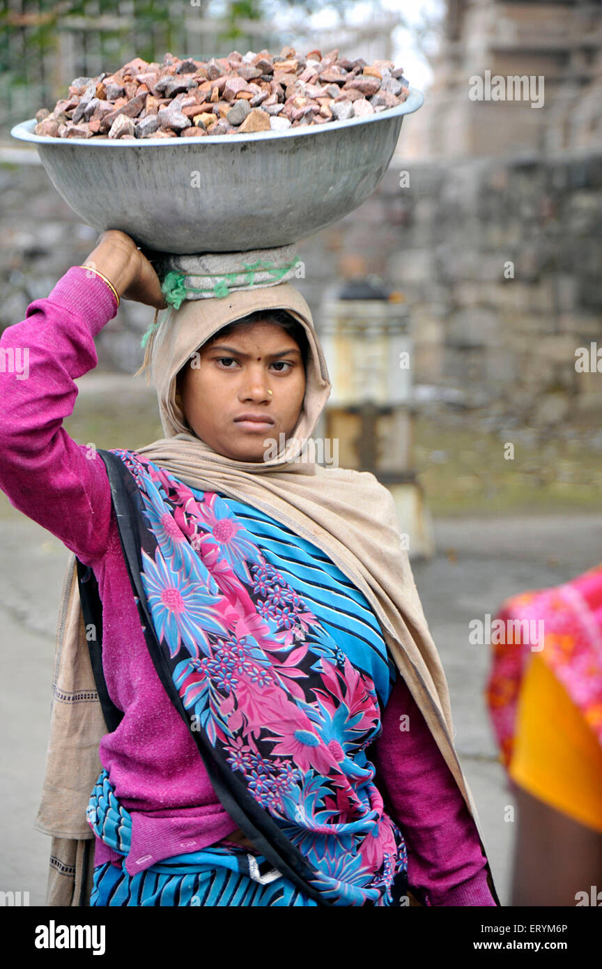 Lavoro rurale donna Madhya Pradesh India Asia Foto Stock