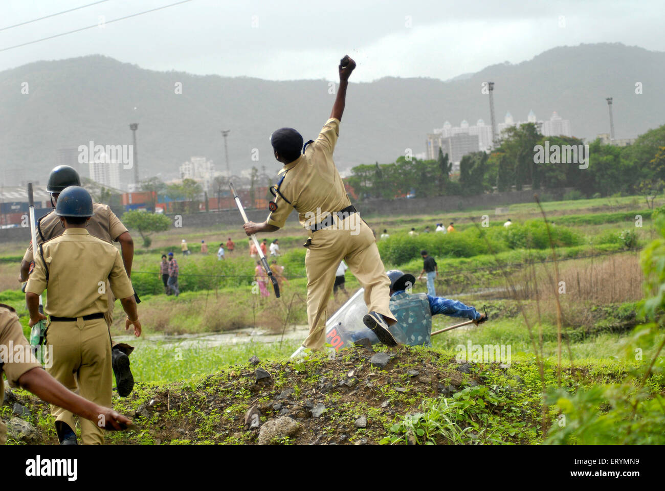 I sikh protestando per dera saccha sauda a ; Mulund ; Bombay ; Mumbai ; Maharashtra ; India Foto Stock