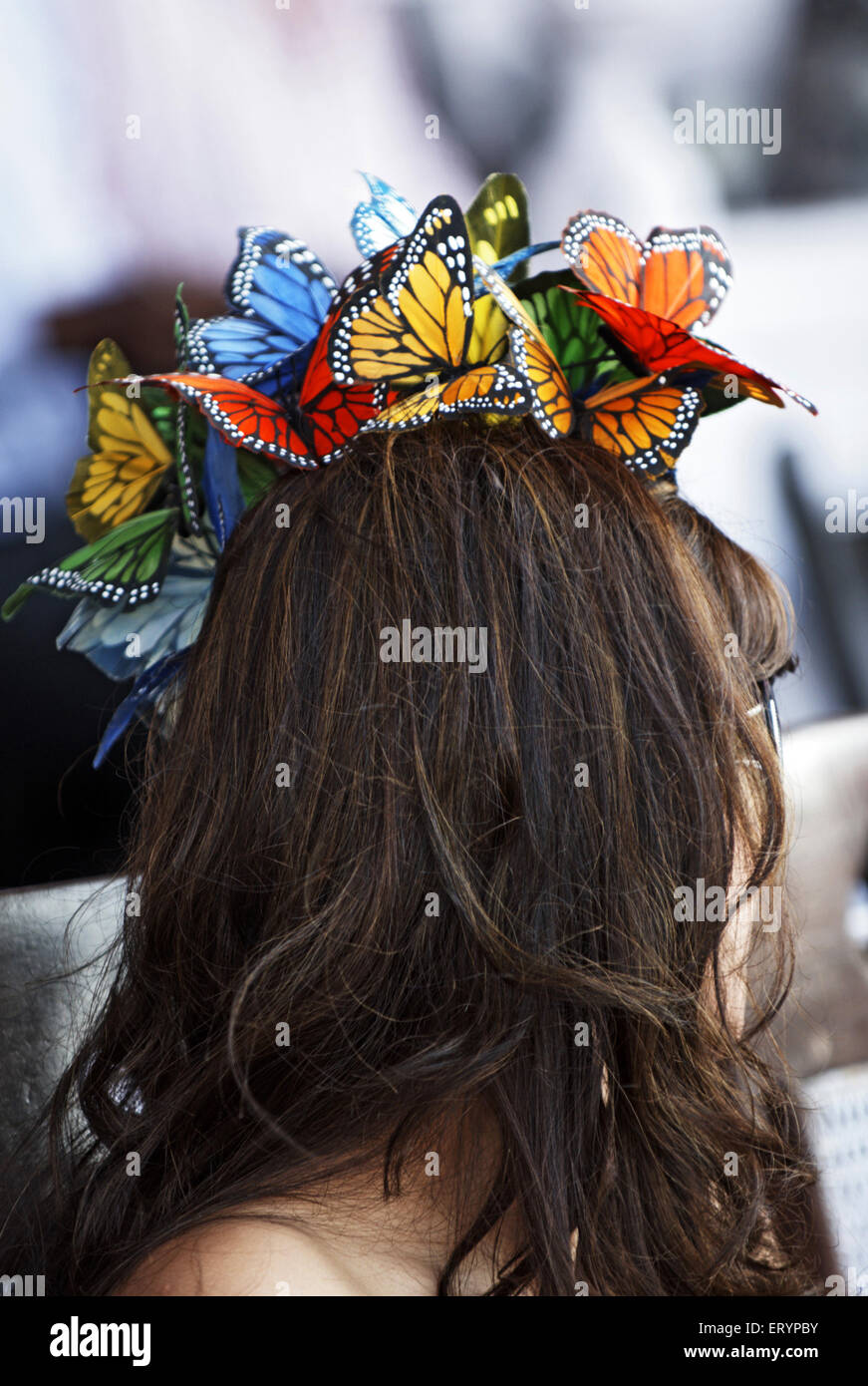 Elegante cappello alla moda, Poonawalla Breeders Million Race, Mahalaxmi Race Course, Bombay , Mumbai , Maharashtra , India , Indian Derby , Asia Foto Stock