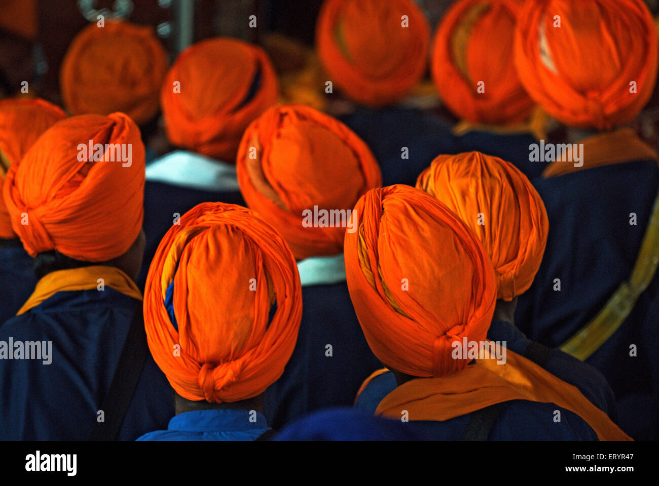 Sikh uomini , Hazur Sahib , Takht Sachkhand Sri Hazur Abchalnagar Sahib , Nended ; Maharashtra ; India , Asia Foto Stock