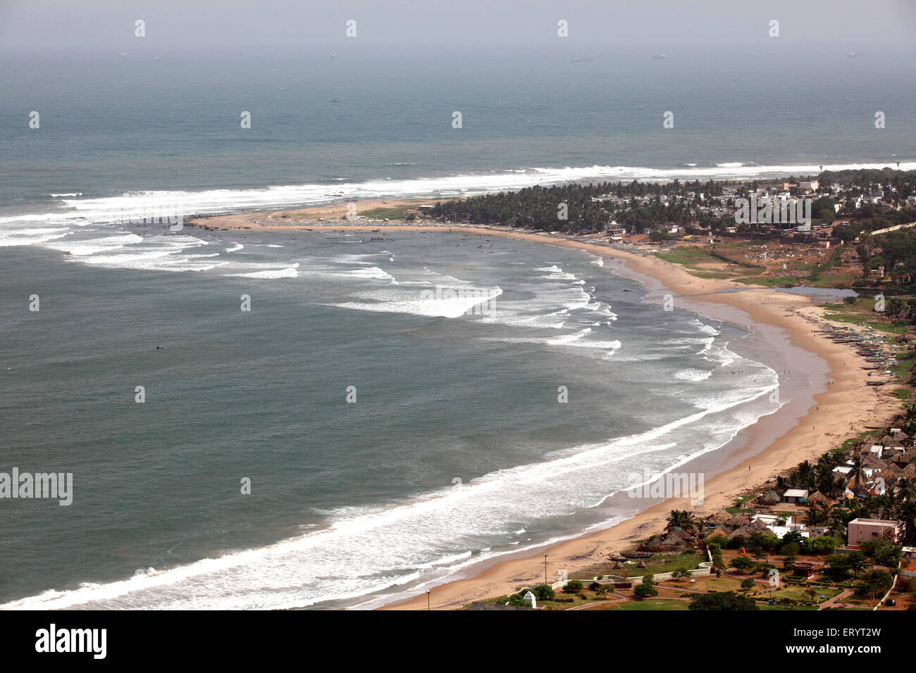 Vista aerea , Spiaggia di RAM Krishna , Spiaggia di Ramkrishna , Spiaggia di R K , Visakhapatnam , Visakhapatnam ; Vizag , Visakha , Andhra Pradesh ; India , asia Foto Stock