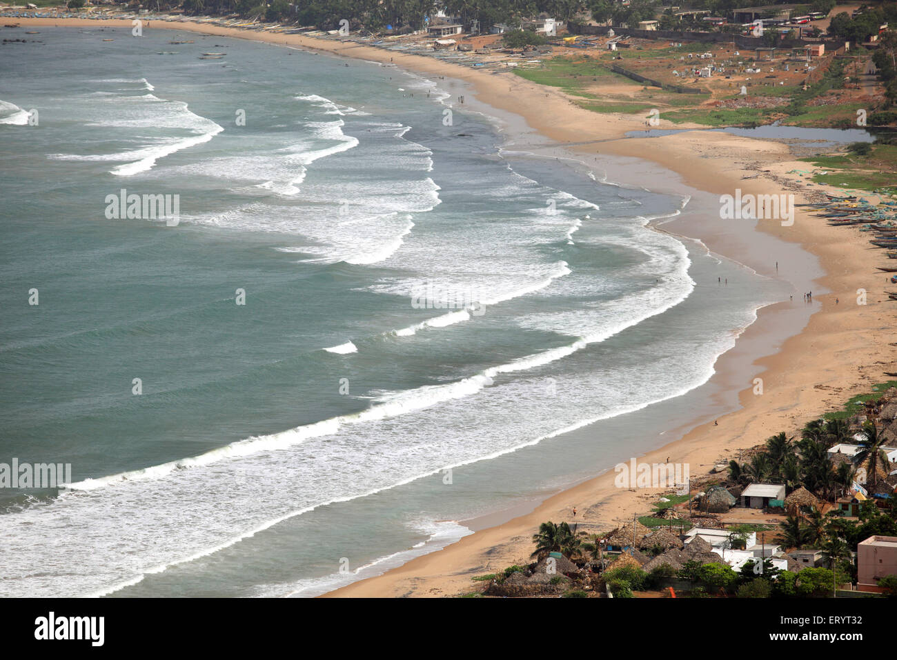 Vista aerea , Spiaggia di RAM Krishna , Spiaggia di Ramkrishna , Spiaggia di R K , Visakhapatnam , Visakhapatnam ; Vizag , Visakha , Andhra Pradesh ; India , asia Foto Stock