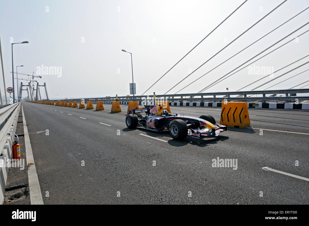 Auto di Formula Uno a Rajiv Gandhi link mar. Mumbai Bombay ; Maharashtra ; India Foto Stock