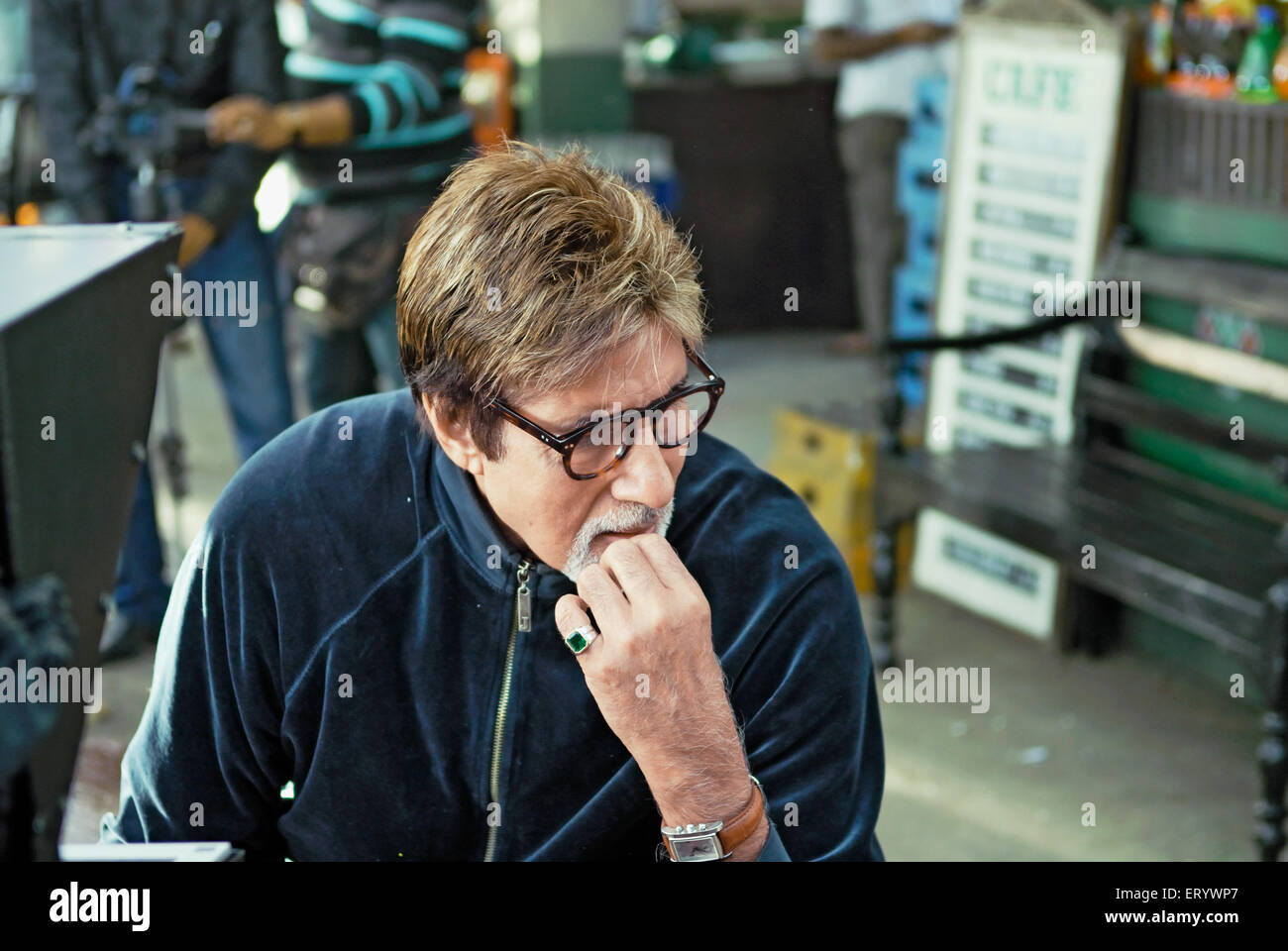 Amitabh Bachchan , attore di film indiano, produttore di film, ospite della televisione, cantante occasionale di riproduzione ed ex politico , India , Asia Foto Stock