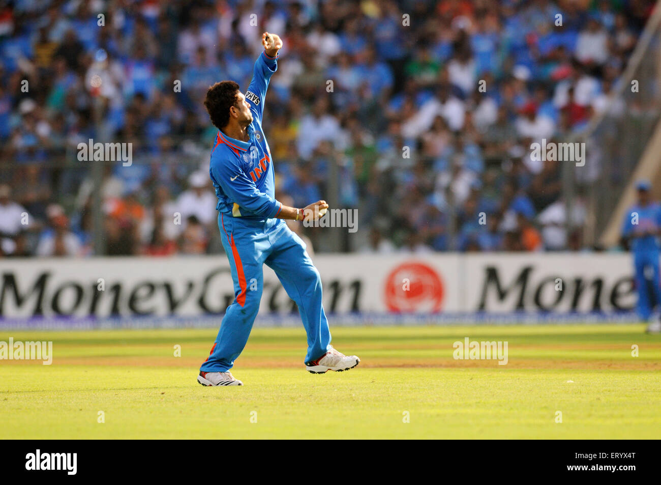 Player Sachin Tendulkar caldo bowling spell ICC Cricket World Cup Wankhede stadium Mumbai Foto Stock