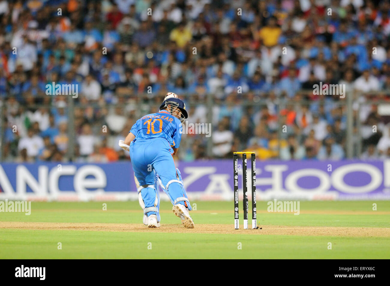 Battitore Sachin Tendulkar 2011 CPI finale di Coppa del mondo Sri Lanka Wankhede Stadium Mumbai Foto Stock