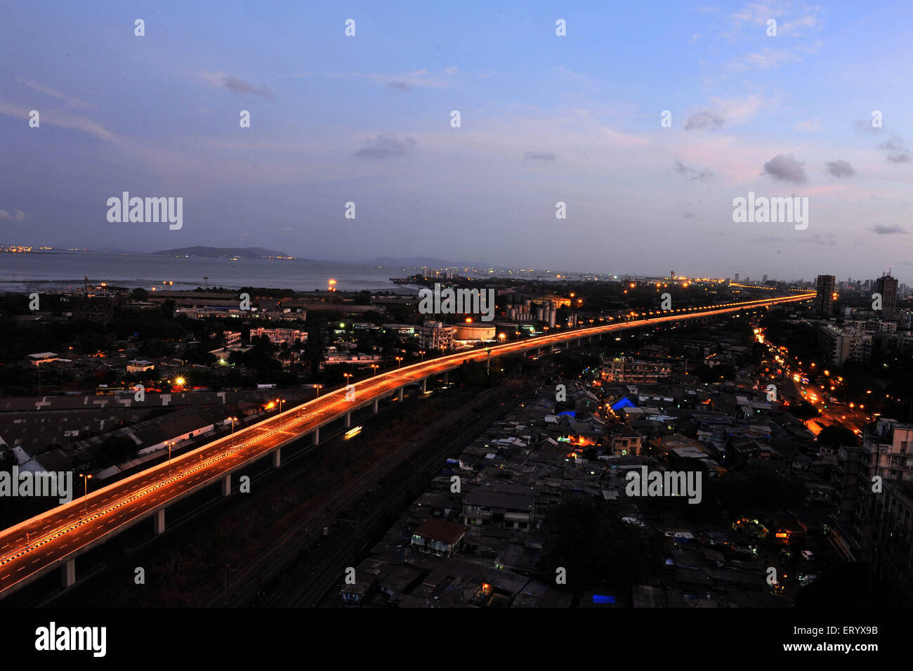 Orientale Freeway Express collega il sud di Mumbai Maharashtra India Asia Foto Stock