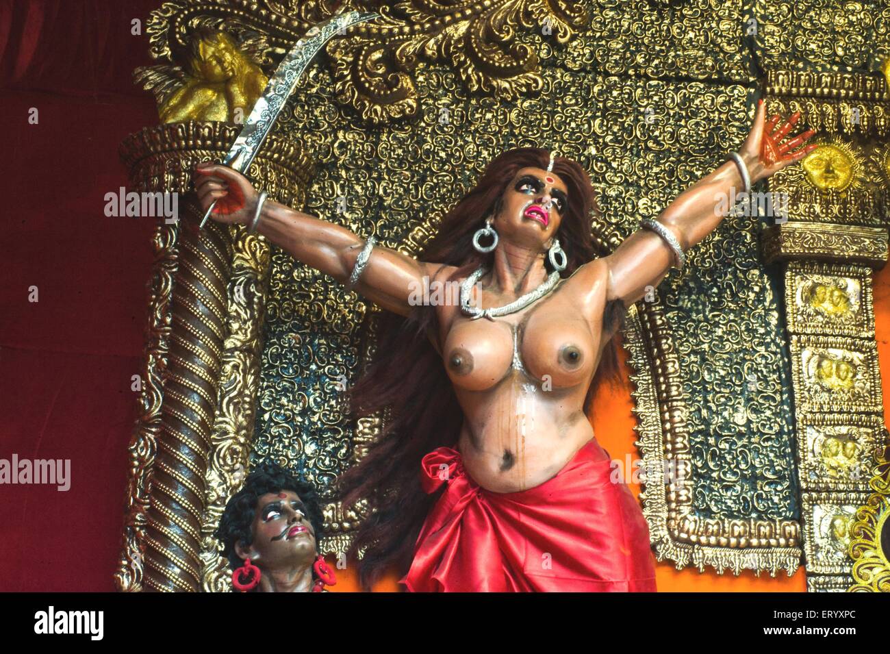Dakini dea Kali idolo ; Bengala Occidentale ; India Foto Stock