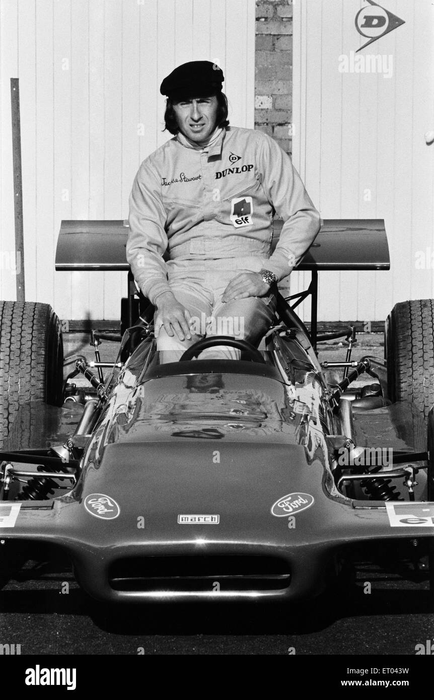 Jackie Stewart, Formula One racing driver, con nuovo marzo Engineering auto di Formula Uno, Silverstone, 7 febbraio 1970. Foto Stock