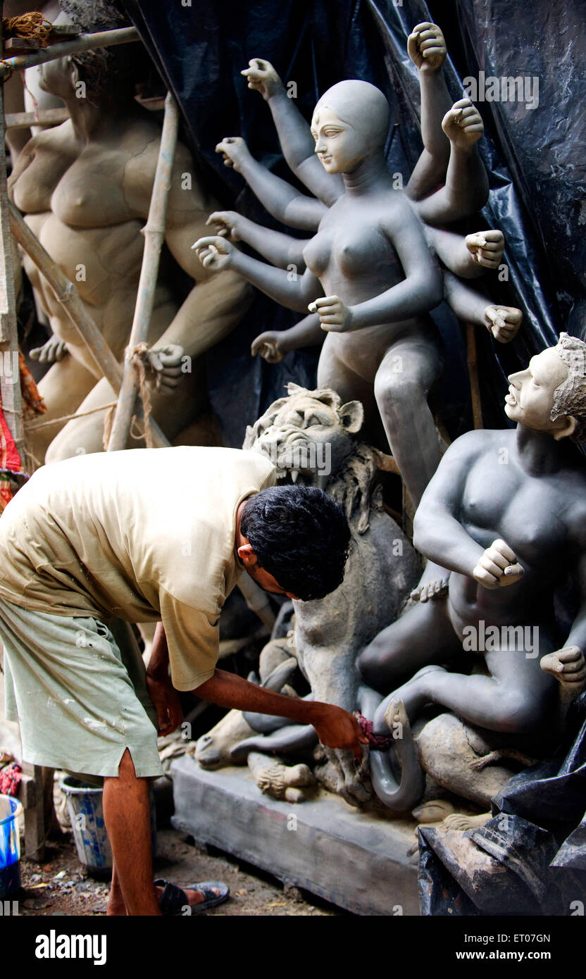 Dea Durga Puja preparazione , Kumartuli , Kumortuli , Coomartolly , Calcutta , Kolkata , Bengala Occidentale , India , Asia Foto Stock