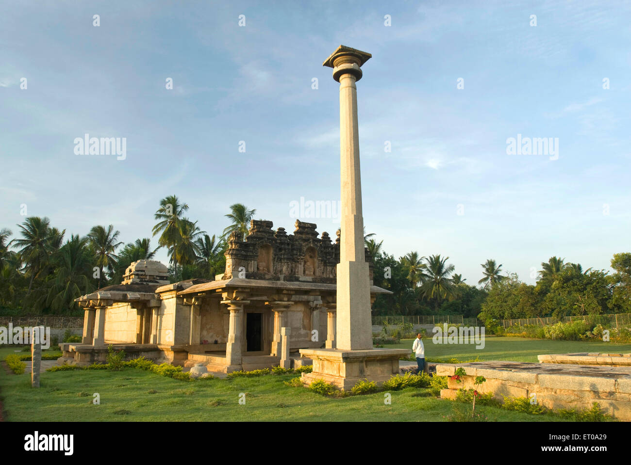 Jaina Ganigitti tempio nel 1368 Annuncio in Hampi ; Karnataka ; India Foto Stock