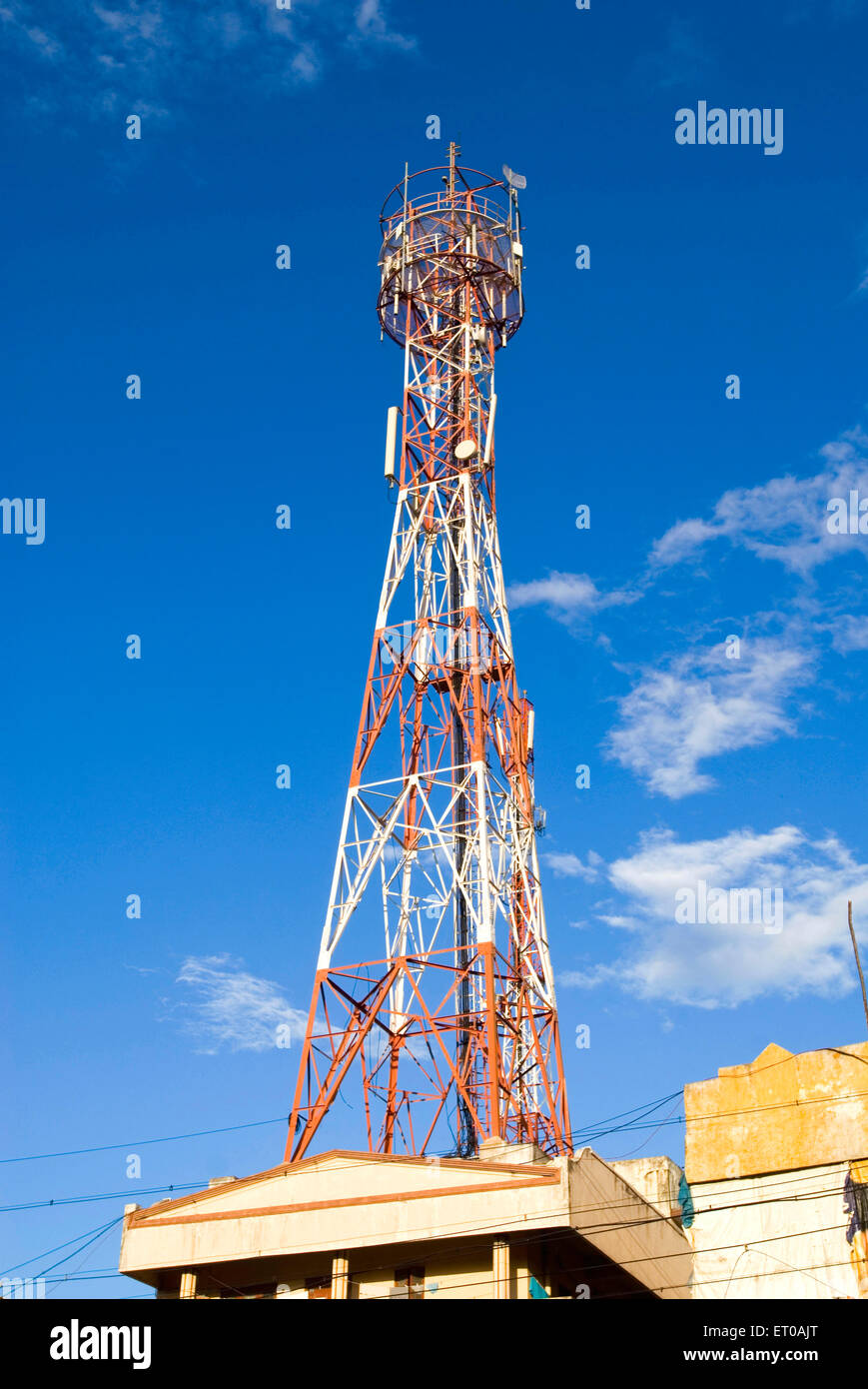 Torre cellulare, sito cellulare, torre cellulare, stazione base cellulare, torre cellulare, Madras, Chennai, Tamil Nadu, India, Asia Foto Stock