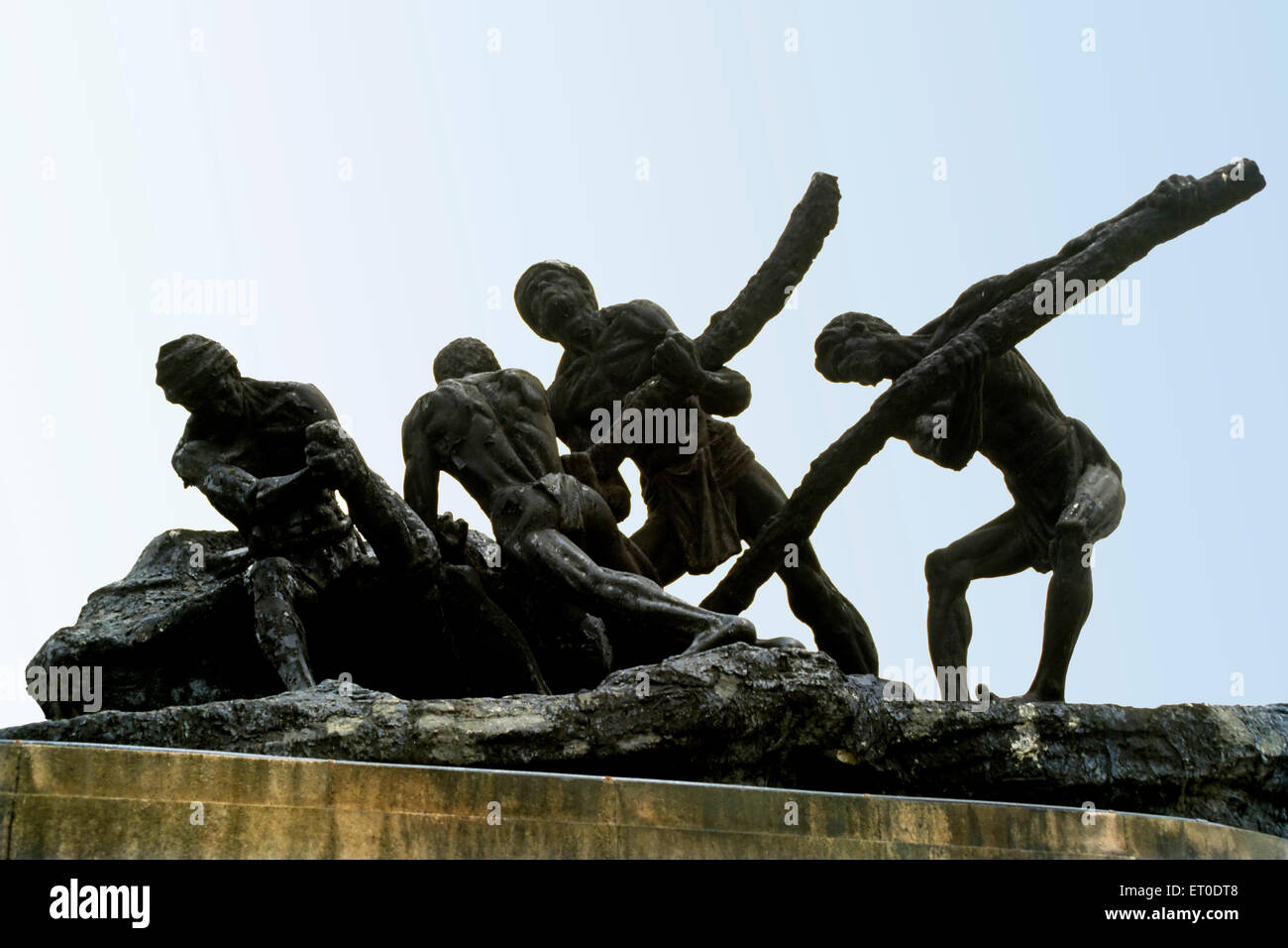 Statua del lavoro, Triumph of Labor, Marina Beach, Madras, Chennai, Tamil Nadu, India, Asia Foto Stock