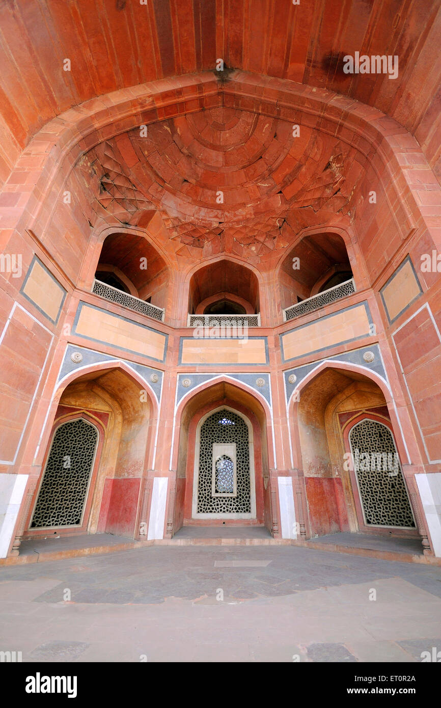 Ingresso principale della tomba di Humayun ; Delhi ; India Foto Stock