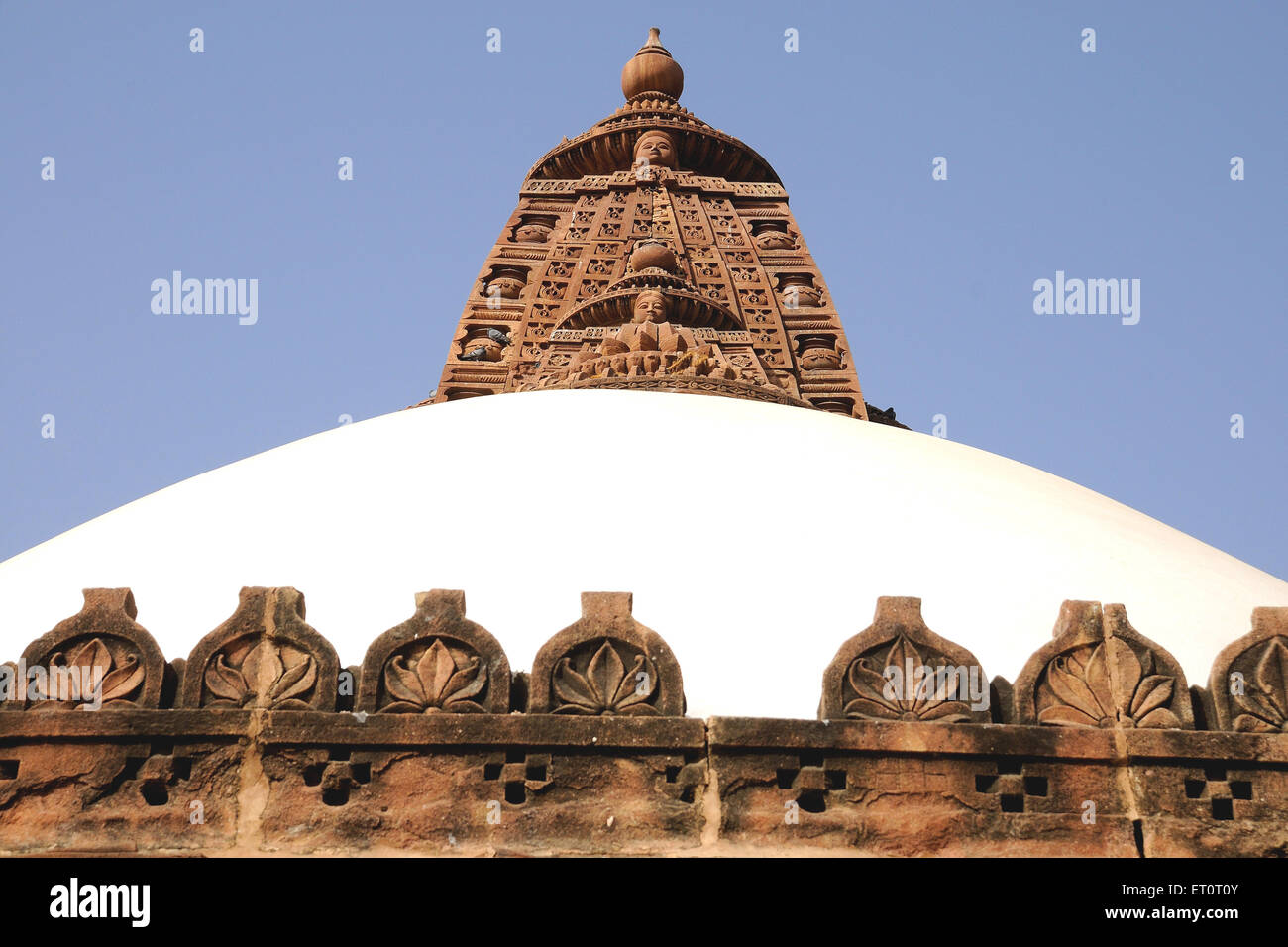 Dome, Royal Cenotaph, Deval, Mandore, Jodhpur, Rajasthan, India Foto Stock