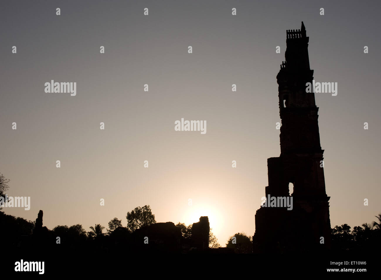 Chiesa di Sant'Agostino Torre rovine tramonto Old Goa India Asia Foto Stock
