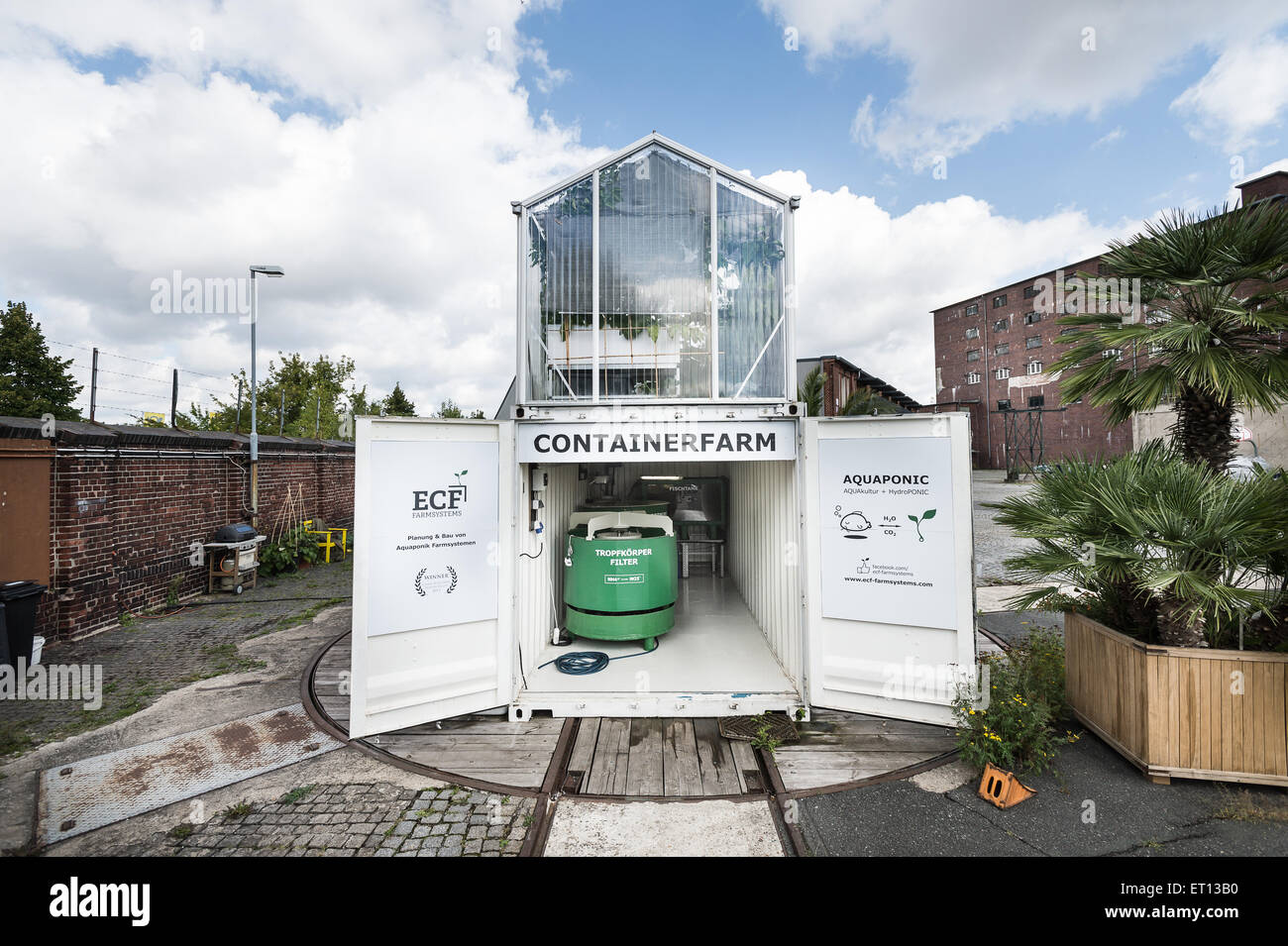 Berlino, Germania, un contenitore farm di ECF Farm Systems Foto Stock Berlino, Germania, un contenitore farm di ECF Farm Systems Foto Stock