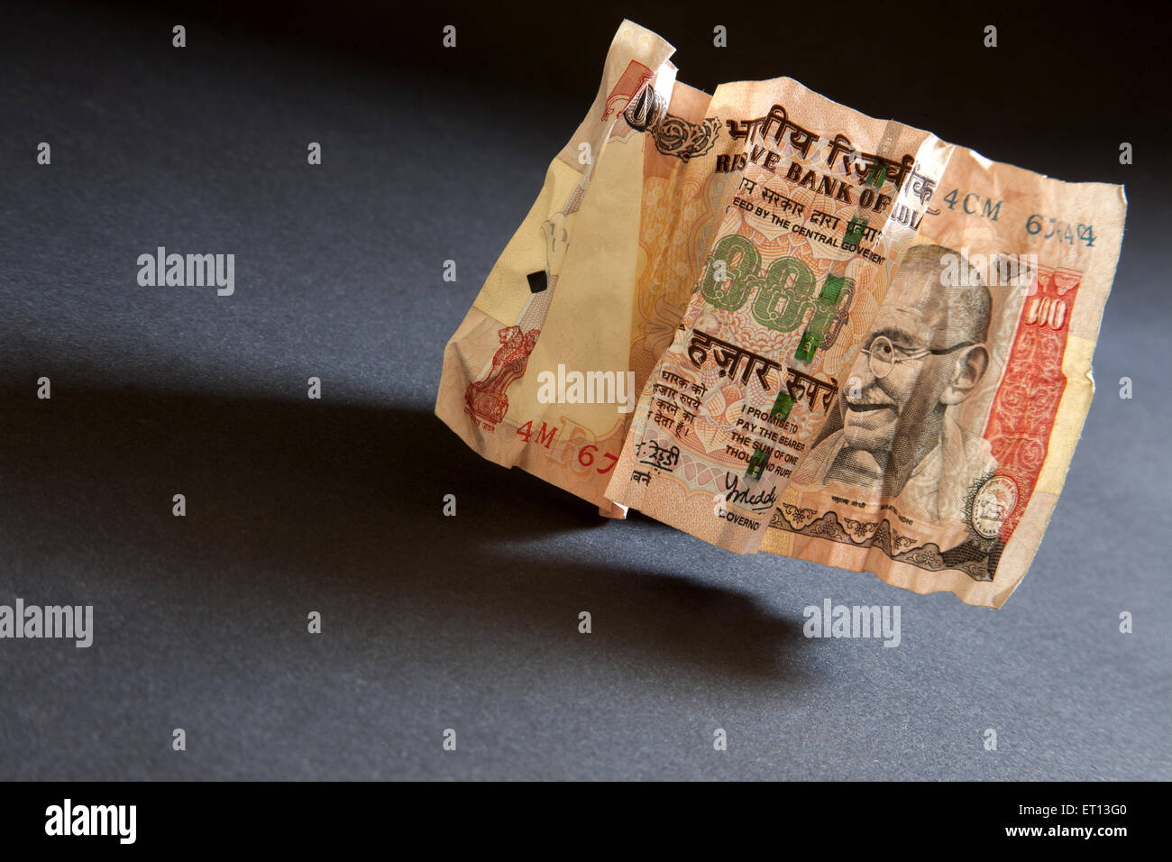 Carta moneta indiana mille rupie nota 1000 crollato Foto Stock