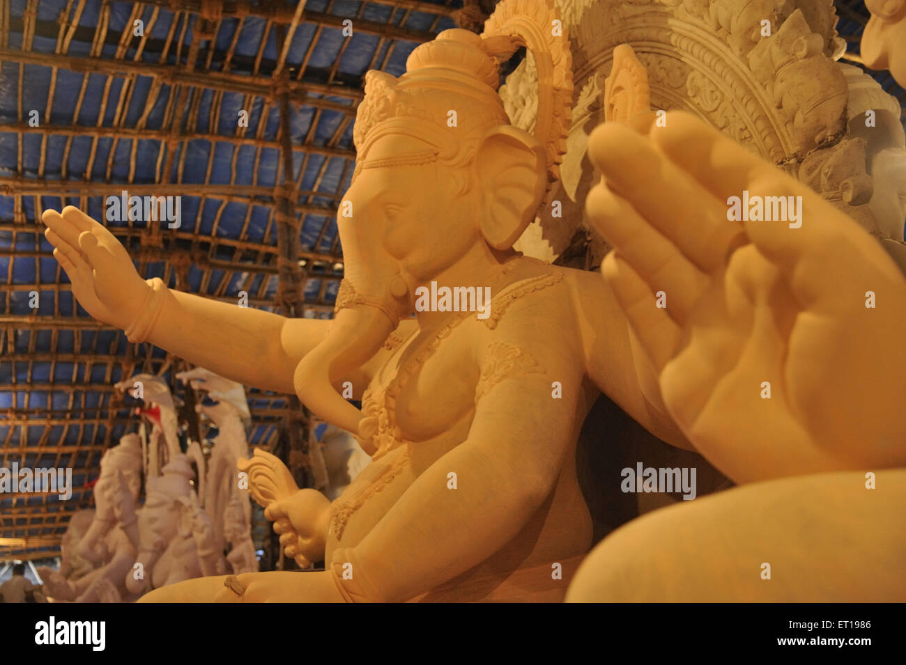 Idol del Signore Ganesh in officina a Mumbai India Maharashtra Foto Stock