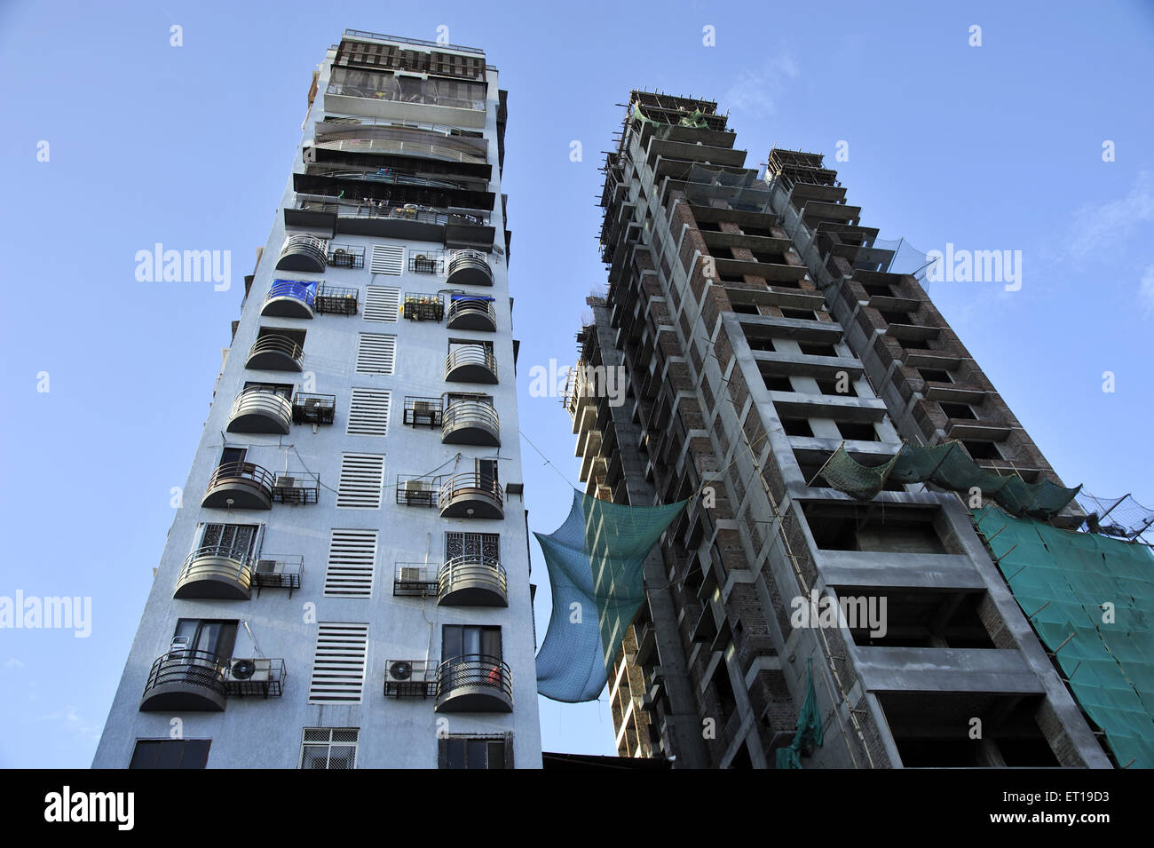 Costruzione edificio a più piani Charni Road Mumbai India Maharashtra Foto Stock
