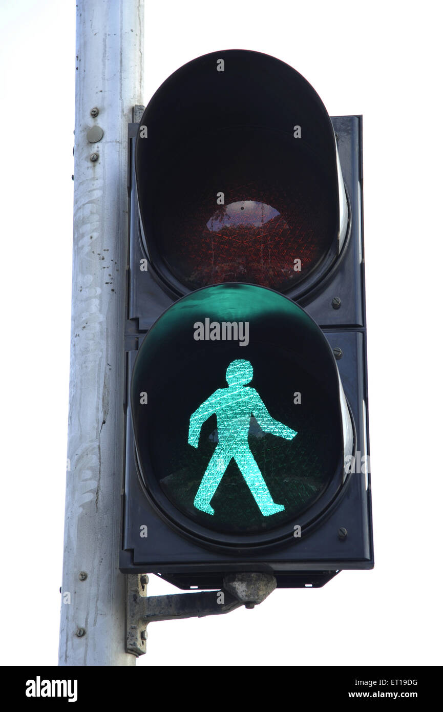 Segnale di traffico a luce verde India Foto Stock