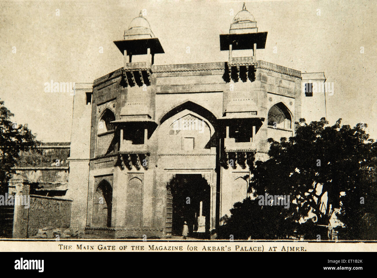 Vecchia foto del cancello principale della rivista o akbar palace ; Ajmer ; Rajasthan ; India Foto Stock