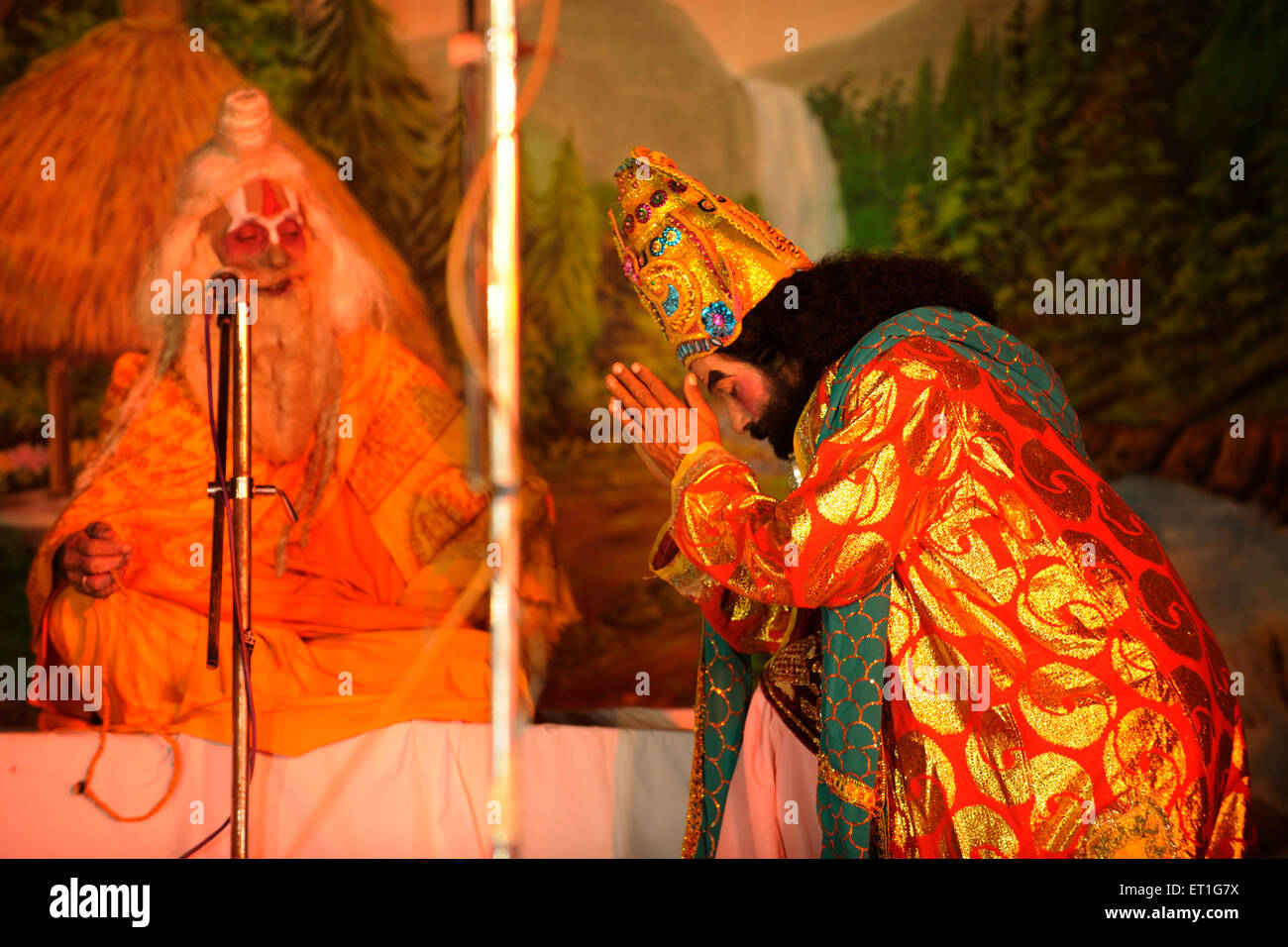 Dussehra festival, Dasara, Vijayadashami, Ramlila Ramayana epico spettacolo preparazione, Chowpatty, Bombay, Mumbai, Maharashtra, India Foto Stock