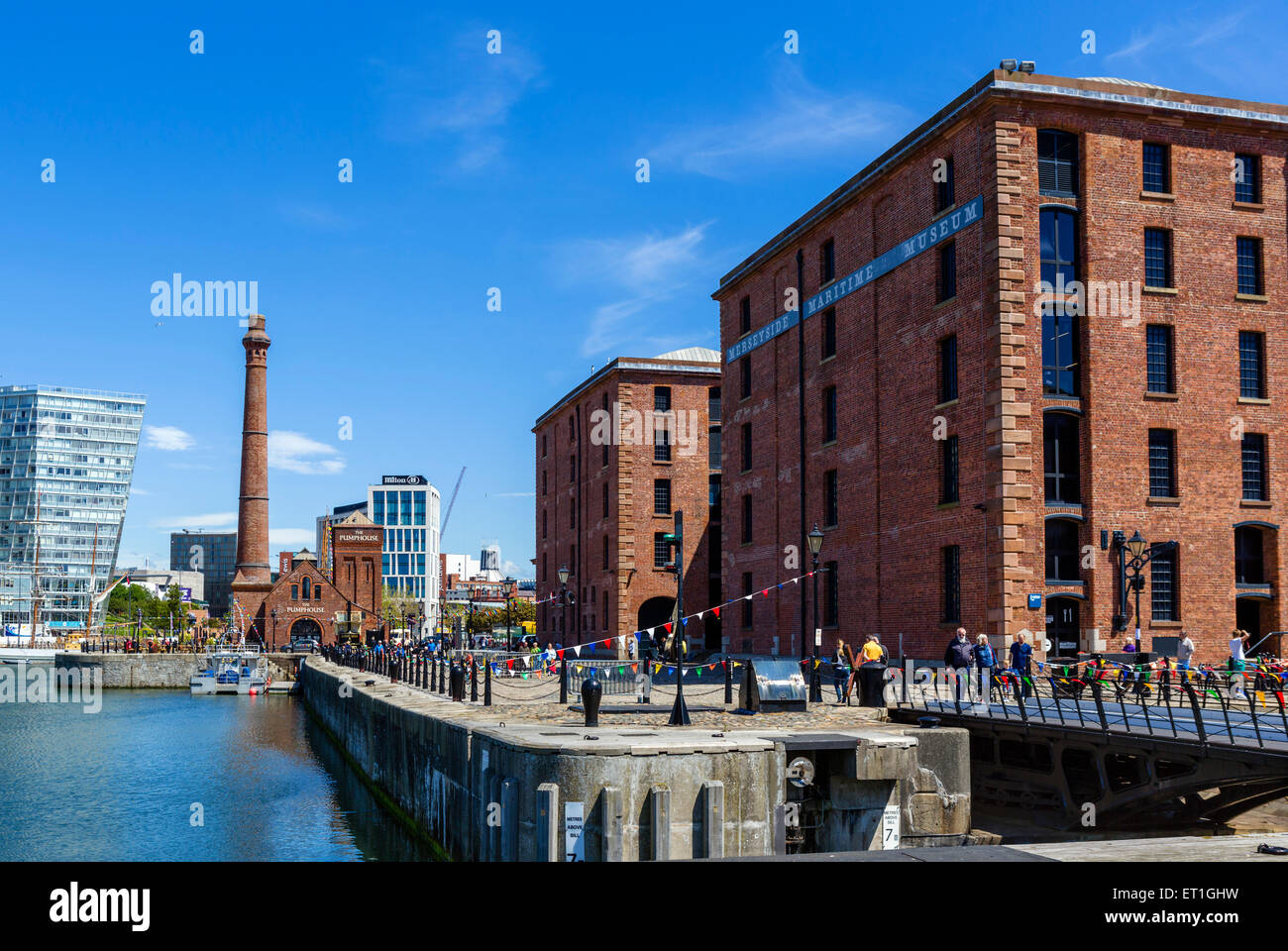 Hartley Quay e il Merseyside Maritime Museum, Albert Dock, Liverpool, Merseyside England, Regno Unito Foto Stock