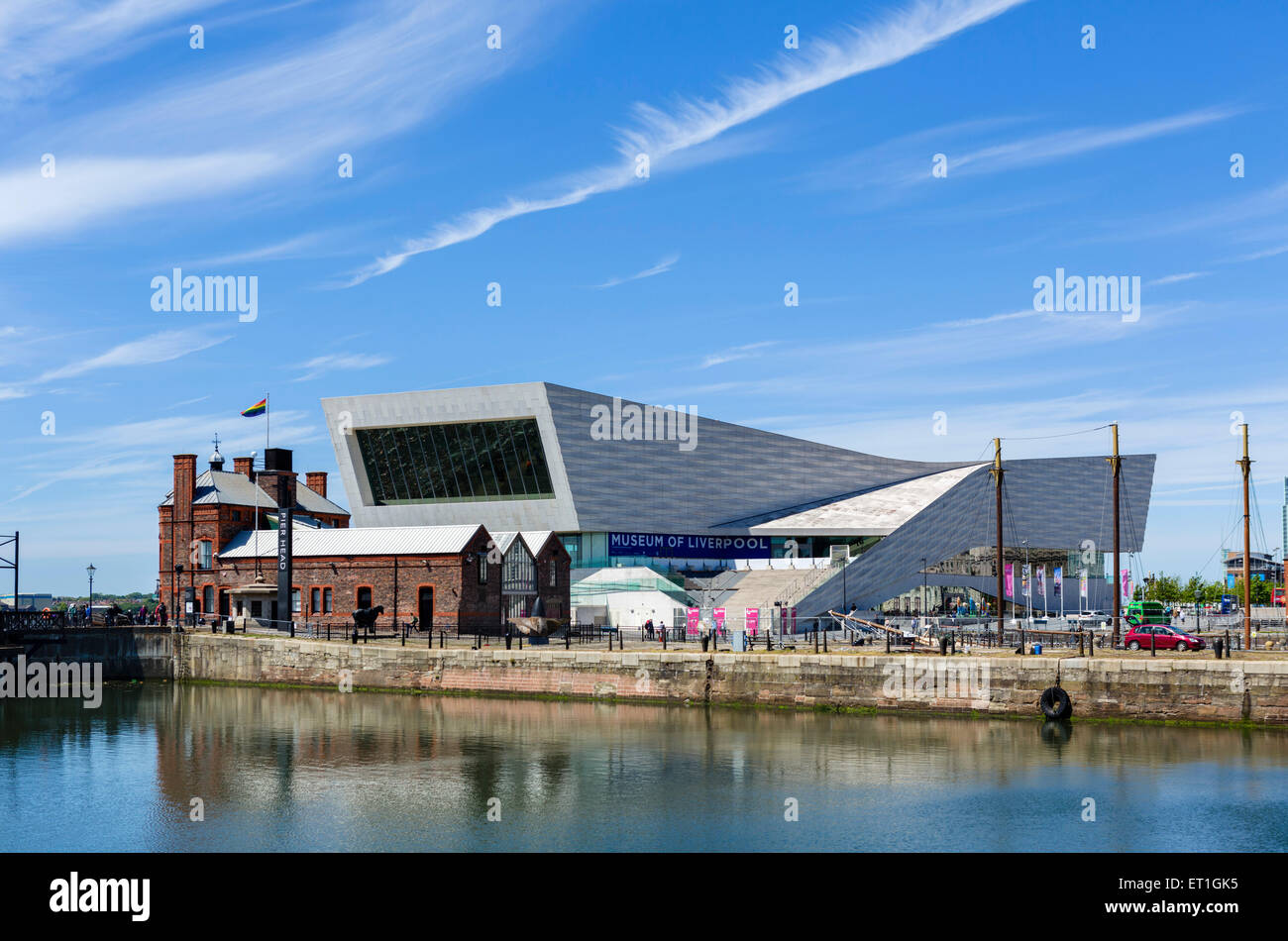 Il Museo di Liverpool da Albert Dock, Pier Head, Liverpool, Merseyside England, Regno Unito Foto Stock