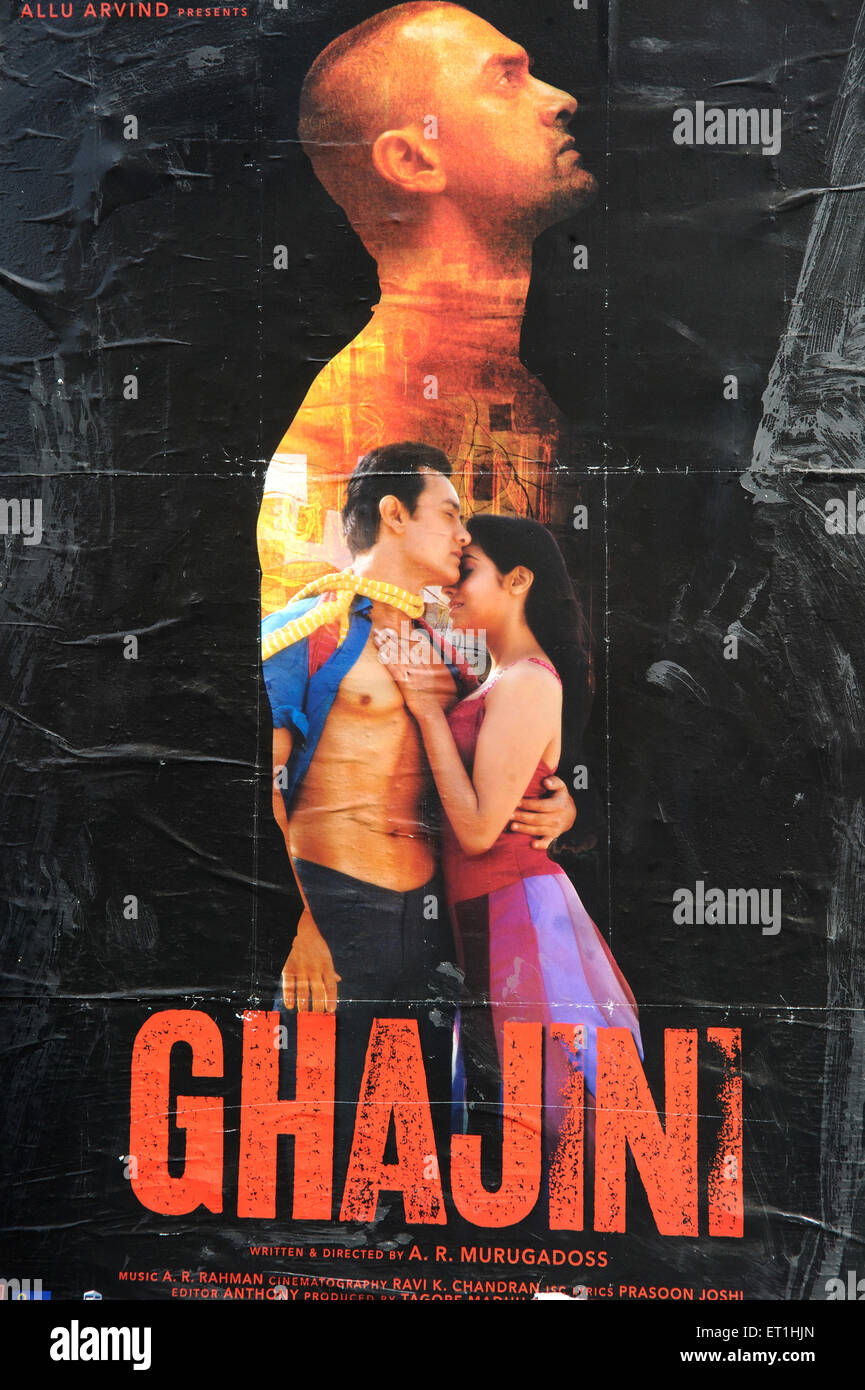 Poster del film di Ghajini, film thriller d'azione in lingua hindi indiana, Aamir Khan, Asin, India, Asia Foto Stock