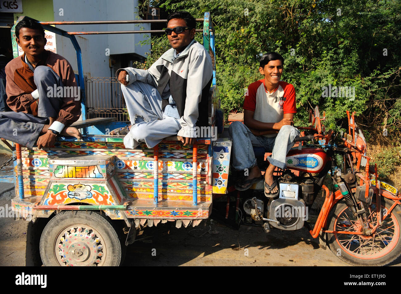 Chakda ; Jugad ; Chhakado ; Chhakadaa gadai ; triciclo ; Taxi motociclistico ; Diu ; Dadra e Nagar Haveli ; UT ; territorio sindacale ; India Foto Stock
