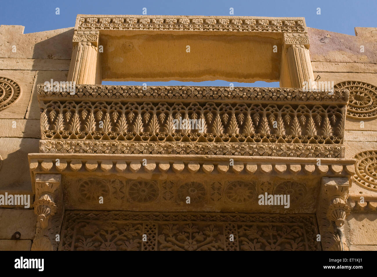 Intagliare sulla gallery Jaisalmer Rajasthan India Asia Foto Stock