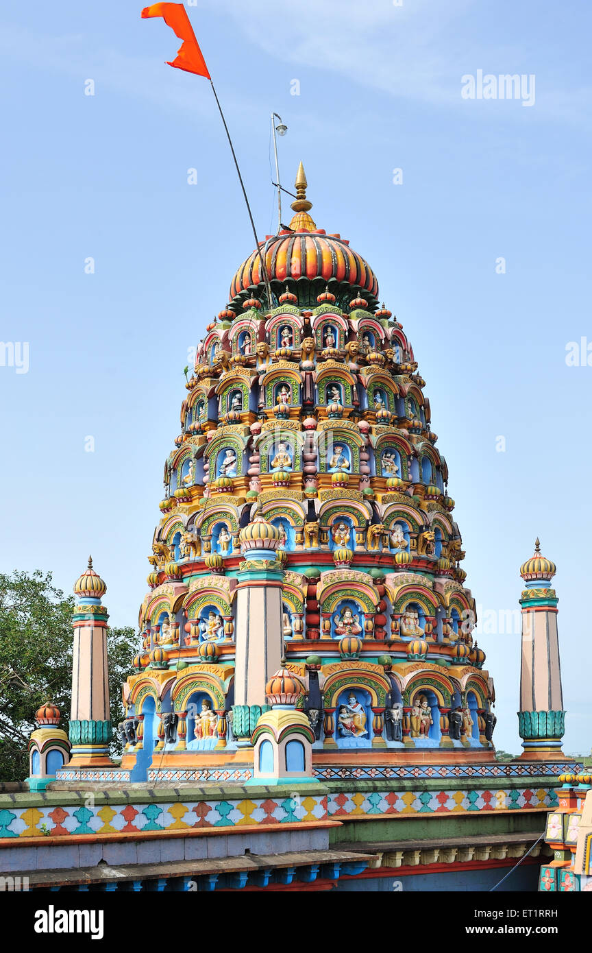 Cupola dipinta del tempio jagdamba rashin karjat ahmednagar Maharashtra India Asia Foto Stock