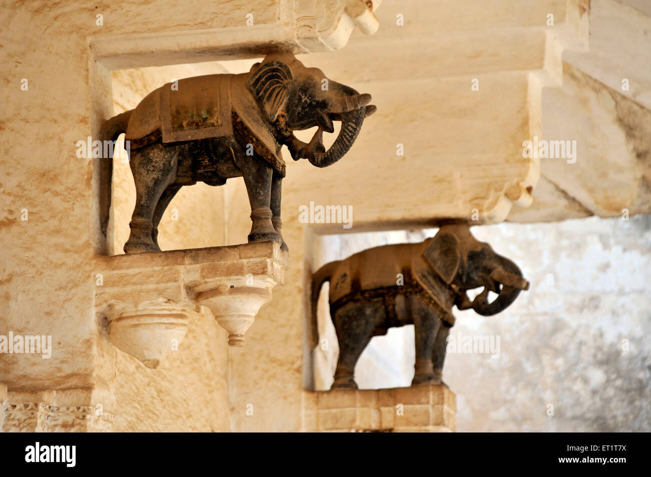 Statua di elefante in Chhatra mahal di bundi palace rajasthan india asia Foto Stock