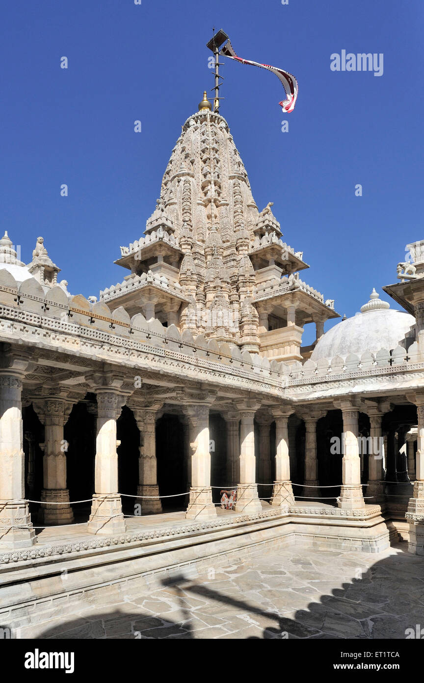 Chaumukha temple di ranakpur in Rajasthan india asia Foto Stock