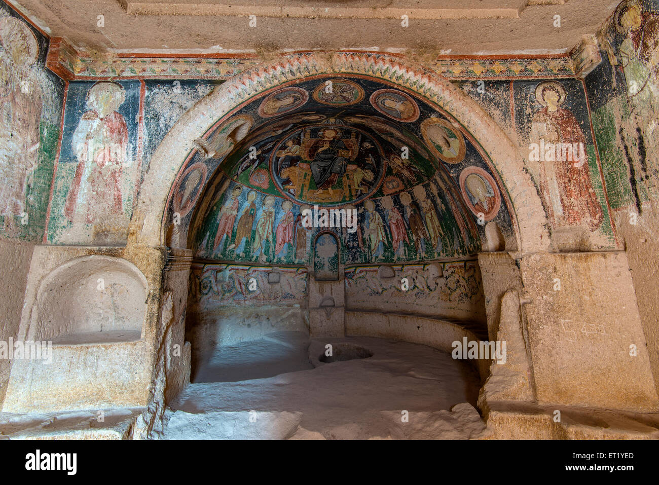 Haclı Kilise o della Chiesa delle Tre Croci, valle delle rose o Gulludere, Cappadocia, Turchia Foto Stock