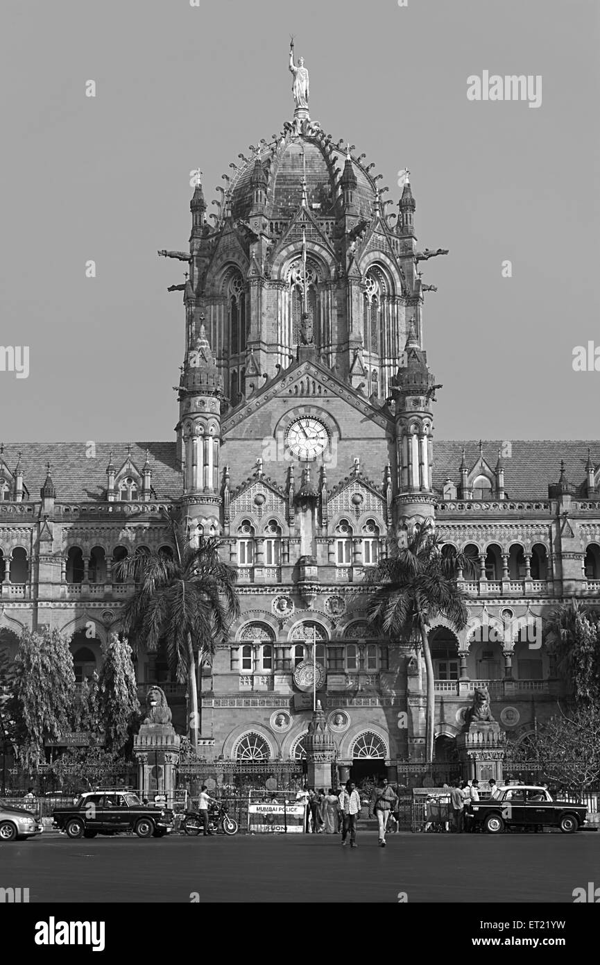 Chhatrapati Shivaji Terminus Stazione ferroviaria Mumbai Maharashtra India Asia Dic 2011 Foto Stock