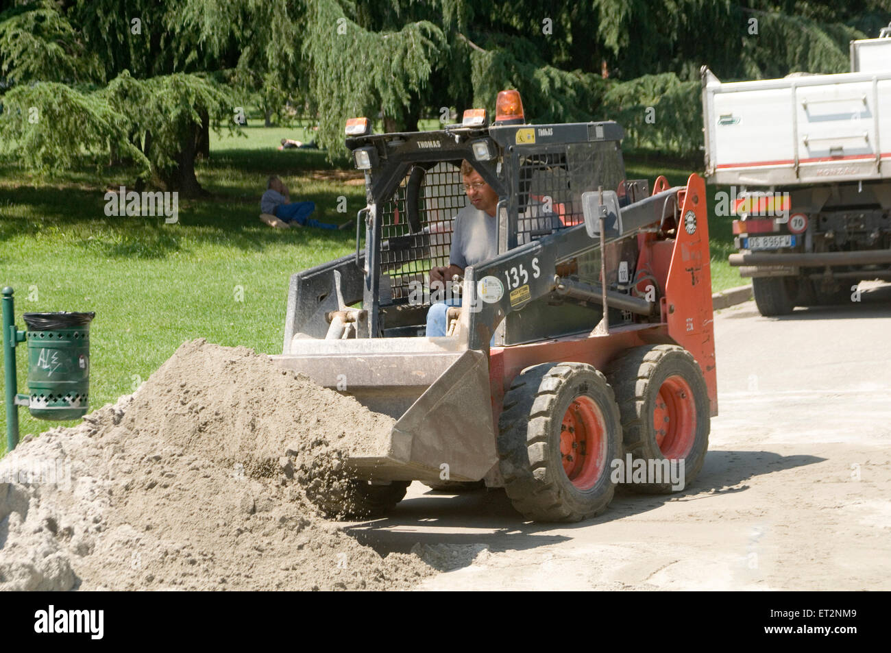 Mini escavatore escavatori Bobcat scavatrice movers macchina movimento terra movimento terra Foto Stock