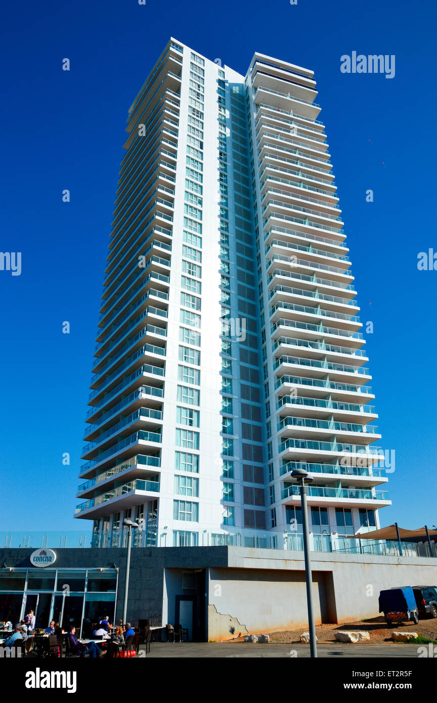 Il lusso moderno alto edificio, Tel Aviv, Israele Foto Stock