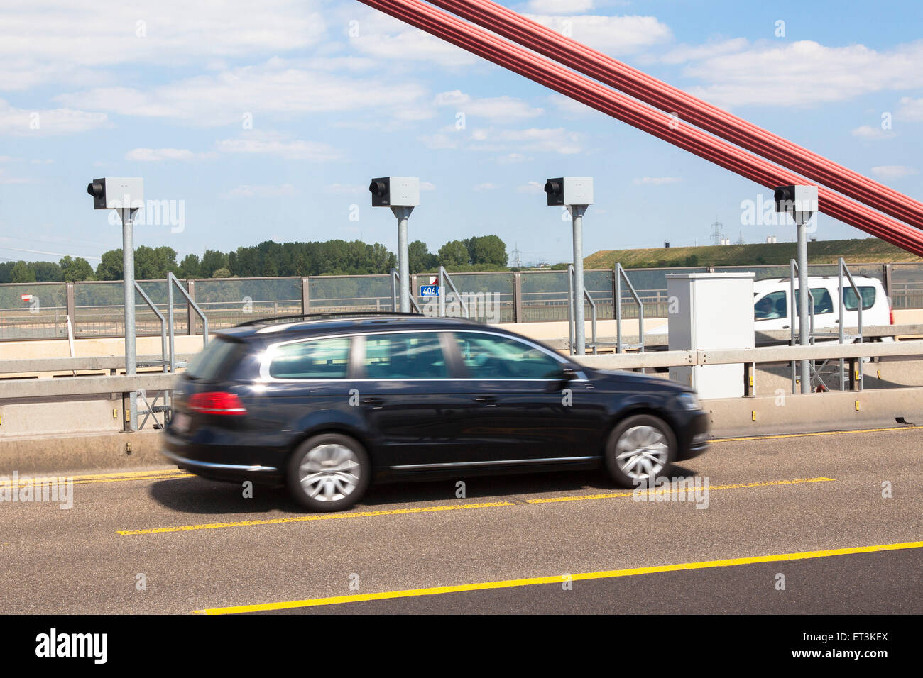 L'Europa, Germania, Colonia, trappole radar sul Reno a ponte dell'autostrada Autobahn A1 tra Colonia e Leverkusen. A causa massiv Foto Stock