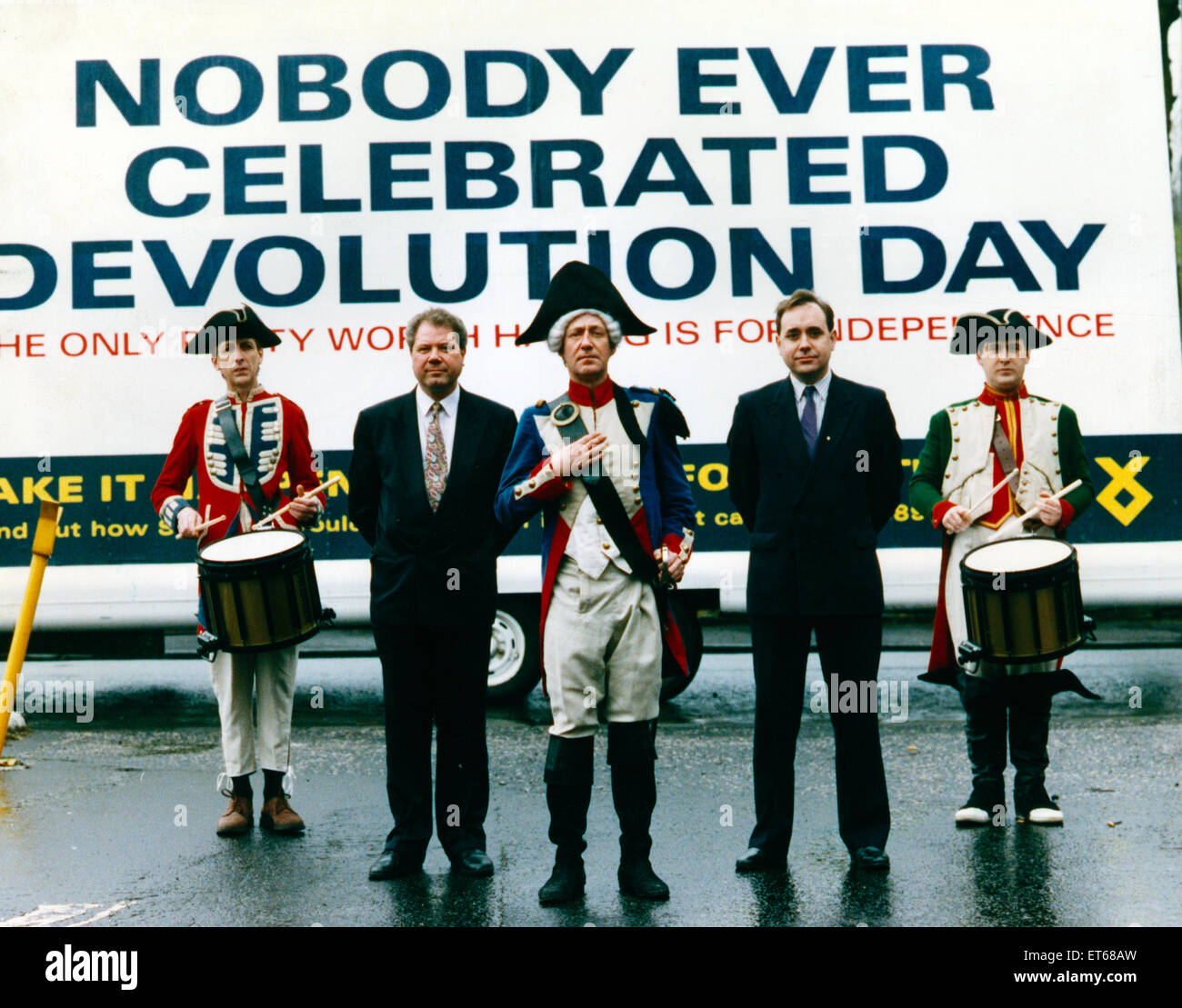 La SNP ha ottenuto il grande George Washington sul loro lato di ieri. Affiancato dai suoi tamburini e Jim Sillars e Alex Salmond, Washington - attore John Bett - chiamato in Scozia a dichiarare la propria indipendenza. Il 2 aprile 1992. Foto Stock