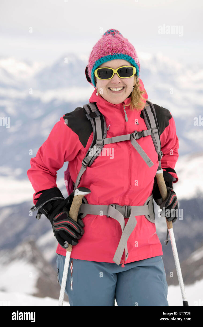 Giovane donna sci, Kitzsteinhorn, Zell Am See, Austria Foto Stock