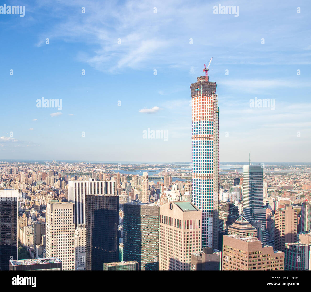 Sito in costruzione di 432 Park Avenue edificio nel centro di Manhattan nel settembre 2014 Foto Stock