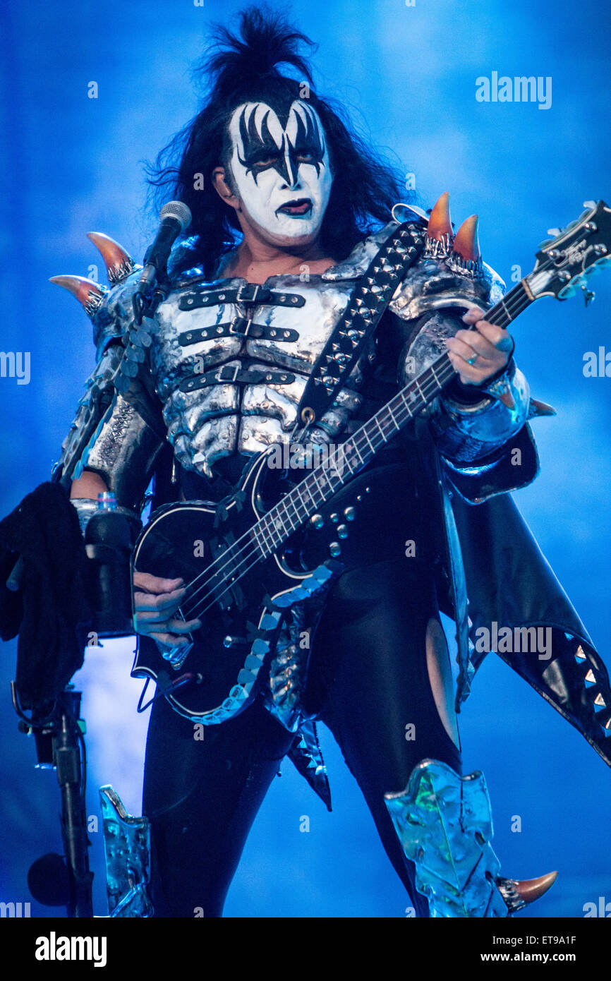Verona Italia. 11 giugno 2015. La American hard rock band KISS suona dal vivo a Arena di Verona durante il 'quarantesimo anniversario Tour' Credito: Rodolfo Sassano/Alamy Live News Foto Stock