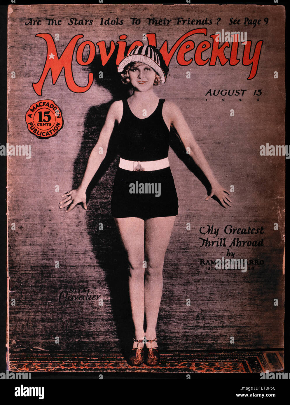 L'attrice Nita Cavalier, sul coperchio del filmato rivista settimanale monopezzo in costume da bagno, 1925 Foto Stock