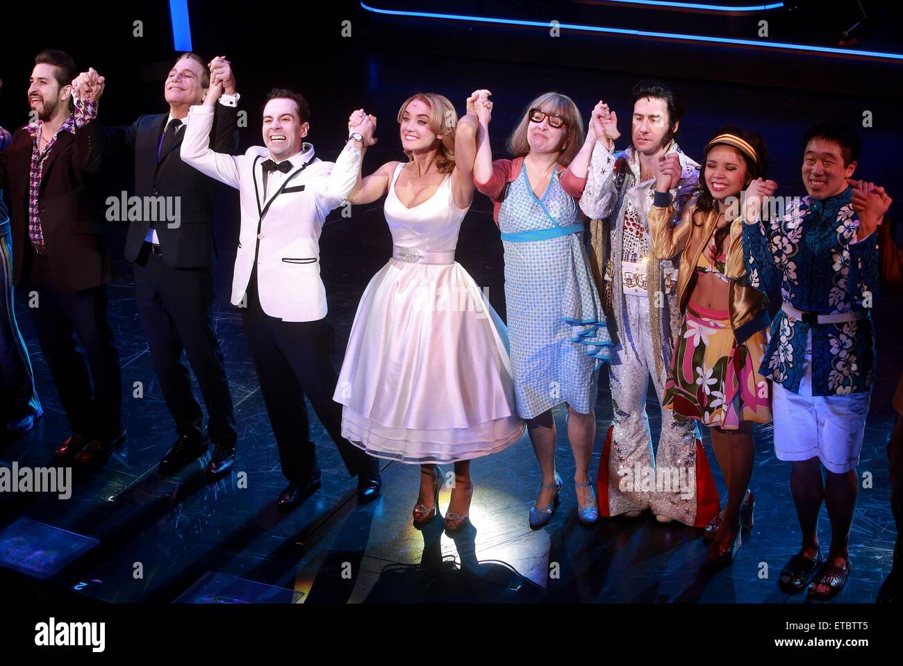 Apertura notturna Curtain Call per Broadway la luna di miele a Las Vegas alla Nederlander Theatre. Dotato di: Matthew Saldivar, Tony Danza, Rob McClure, Brynn O'Malley, Nancy Opel, David Josefsberg, Catherine Ricafort, Raymond J. Lee dove: New York New York, Stati Uniti quando: 15 Gen 2015 Credit: Giuseppe Marzullo/WENN.com Foto Stock